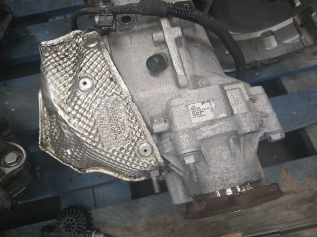 bontott AUDI Q3 Osztómű