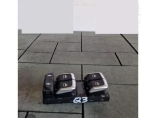 bontott AUDI Q3 Ablakemelő Kapcsoló Négyes / Kettes