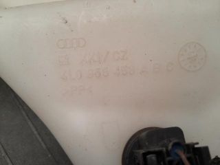 bontott AUDI Q3 Ablakmosó Tartály