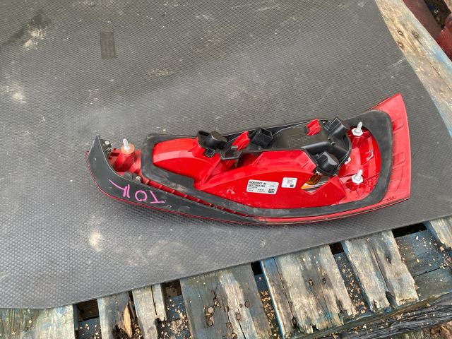 bontott AUDI Q3 Bal Alsó Hátsó Lámpa