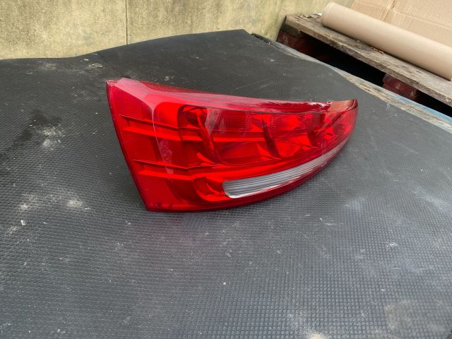 bontott AUDI Q3 Bal Alsó Hátsó Lámpa