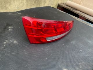 bontott AUDI Q3 Bal Alsó Hátsó Lámpa