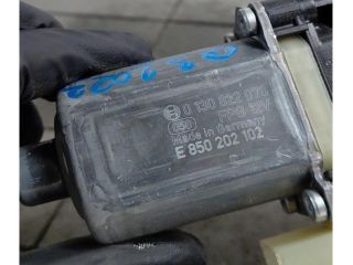 bontott AUDI Q3 Bal első Ablakemelő Motor