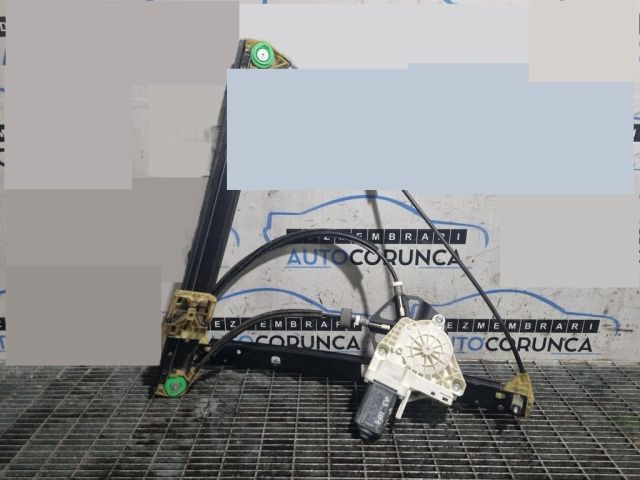 bontott AUDI Q3 Bal első Ablakemelő Szerkezet (Elektromos)