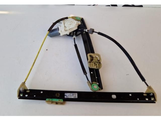 bontott AUDI Q3 Bal első Ablakemelő Szerkezet (Elektromos)