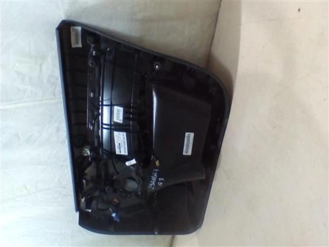 bontott AUDI Q3 Bal első Ajtó Kárpit