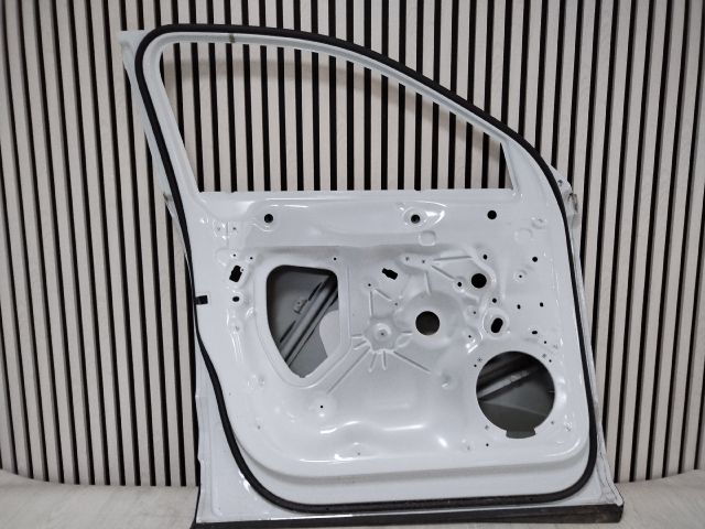 bontott AUDI Q3 Bal első Ajtó (Üres lemez)