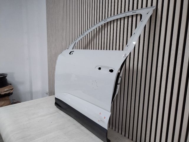 bontott AUDI Q3 Bal első Ajtó (Üres lemez)