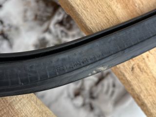 bontott AUDI Q3 Bal első Gumikéder