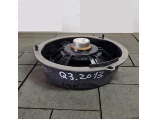 bontott AUDI Q3 Bal első Hangszóró