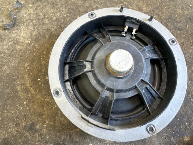 bontott AUDI Q3 Bal első Hangszóró