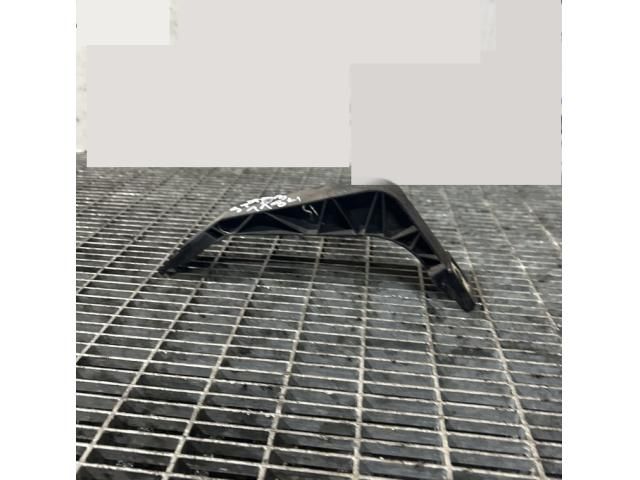 bontott AUDI Q3 Bal első Lökhárító Tartó (Műanyag)