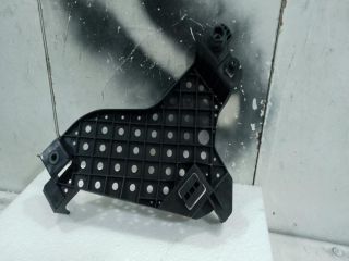 bontott AUDI Q3 Bal Fényszóró Tartó