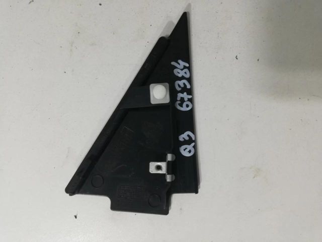 bontott AUDI Q3 Bal hátsó Ajtó Díszléc