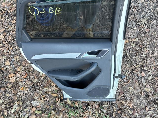 bontott AUDI Q3 Bal hátsó Ajtó (Részeivel)