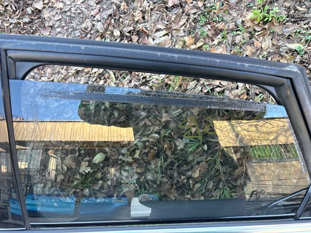 bontott AUDI Q3 Bal hátsó Ajtó (Részeivel)