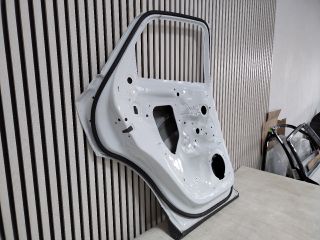 bontott AUDI Q3 Bal hátsó Ajtó (Üres lemez)