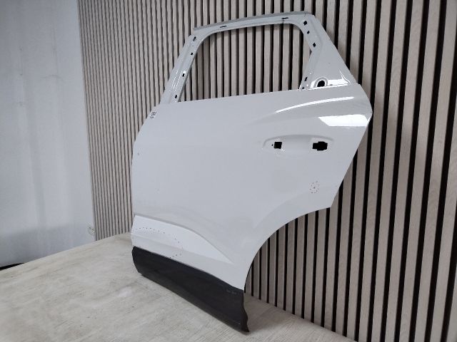 bontott AUDI Q3 Bal hátsó Ajtó (Üres lemez)