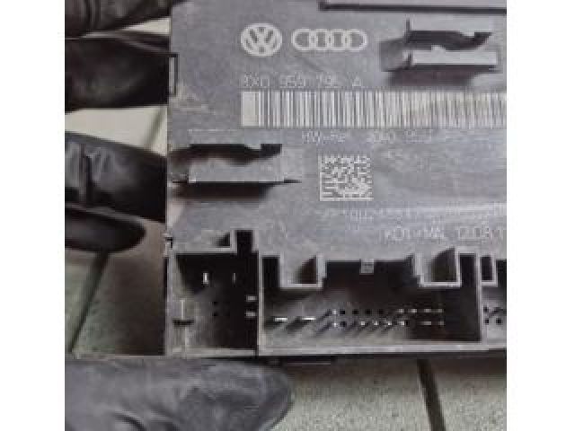 bontott AUDI Q3 Bal hátsó Ajtó Vezérlőegység