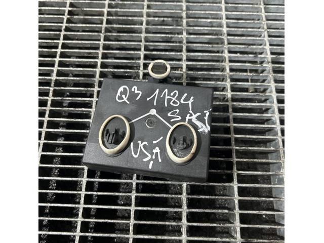 bontott AUDI Q3 Bal hátsó Ajtó Vezérlőegység