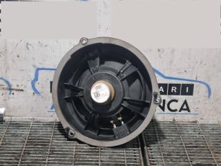 bontott AUDI Q3 Bal hátsó Hangszóró