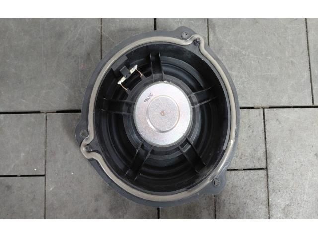 bontott AUDI Q3 Bal hátsó Hangszóró