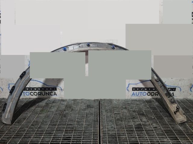 bontott AUDI Q3 Bal hátsó Sárvédő Díszléc