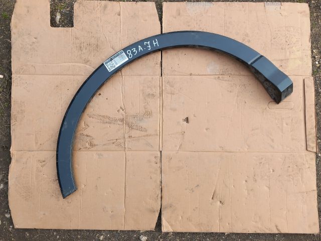 bontott AUDI Q3 Bal hátsó Sárvédő Szélesítő