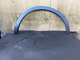 bontott AUDI Q3 Bal hátsó Sárvédő Szélesítő