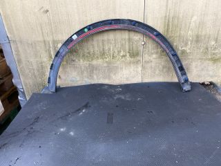 bontott AUDI Q3 Bal hátsó Sárvédő Szélesítő