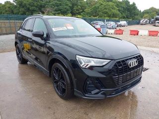 bontott AUDI Q3 Bal hátsó Vízlehúzó Gumicsík