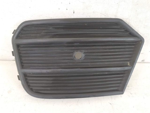 bontott AUDI Q3 Bal Ködzárófény Keret