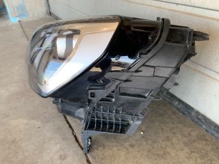 bontott AUDI Q3 Bal Ledes Fényszóró