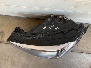 bontott AUDI Q3 Bal Ledes Fényszóró