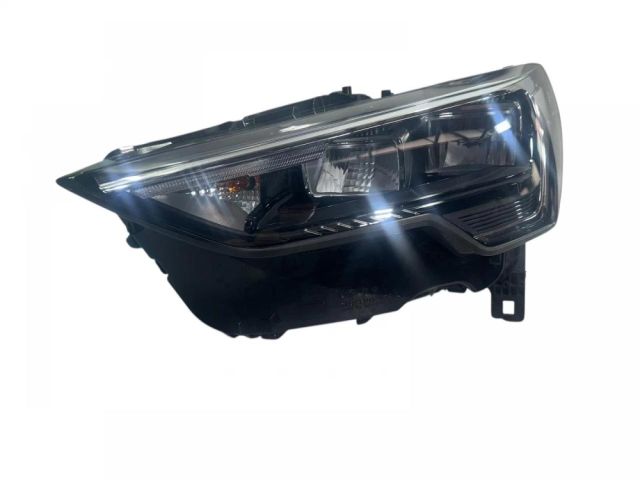 bontott AUDI Q3 Bal Ledes Fényszóró