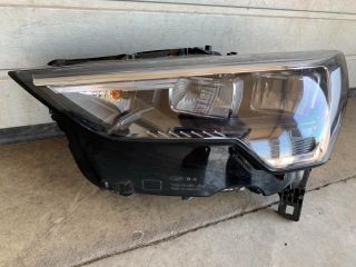 bontott AUDI Q3 Bal Ledes Fényszóró