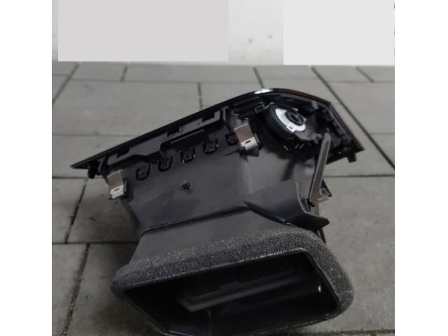 bontott AUDI Q3 Bal Szellőző