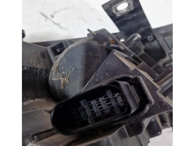 bontott AUDI Q3 Bal Xenon Fényszóró