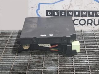 bontott AUDI Q3 Biztosítéktábla Utastér