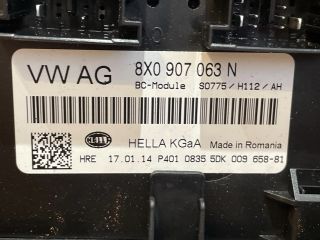 bontott AUDI Q3 Biztosítéktábla Utastér