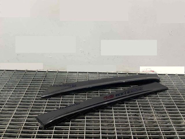 bontott AUDI Q3 Csomagtérajtó Díszléc