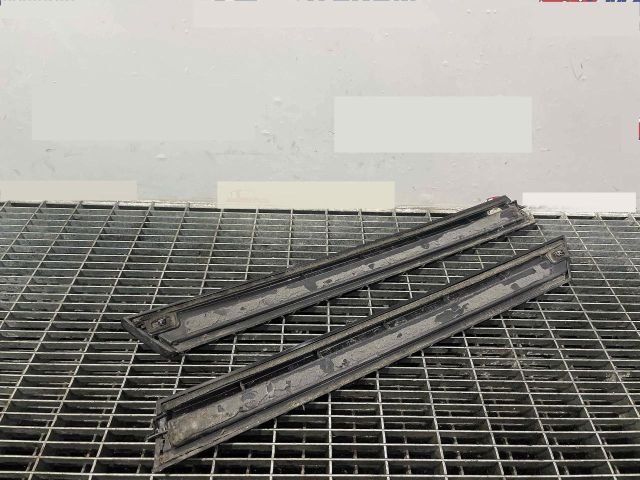 bontott AUDI Q3 Csomagtérajtó Díszléc