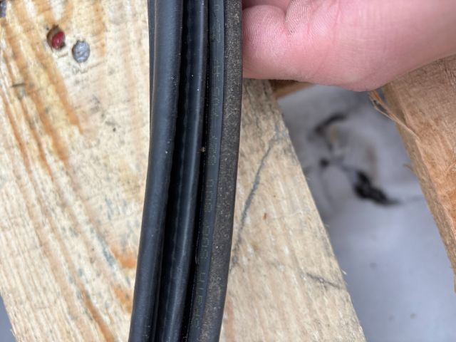 bontott AUDI Q3 Csomagtérajtó Gumikéder