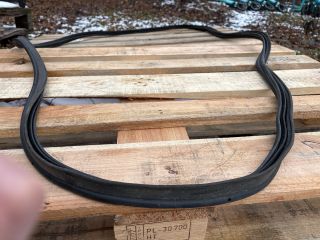 bontott AUDI Q3 Csomagtérajtó Gumikéder