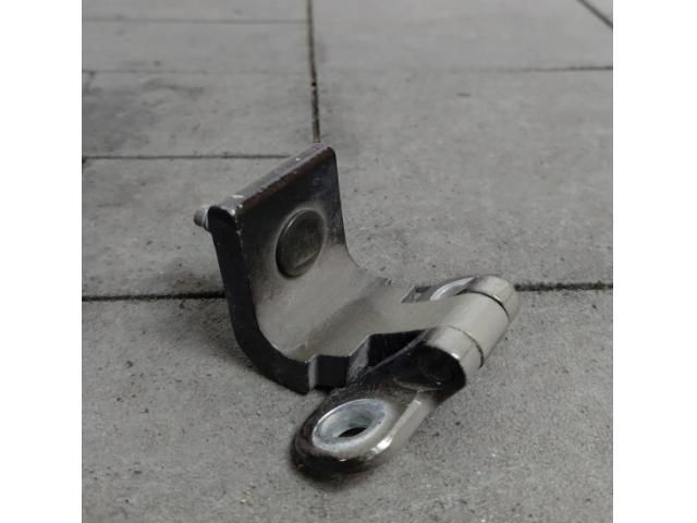 bontott AUDI Q3 Csomagtérajtó Jobb Zsanér