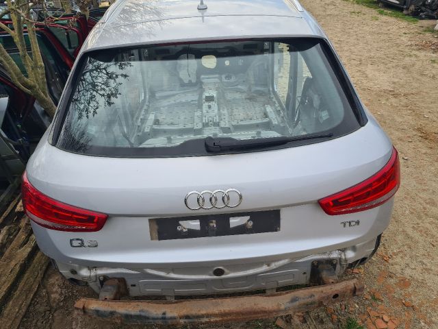 bontott AUDI Q3 Csomagtérajtó (Részeivel)