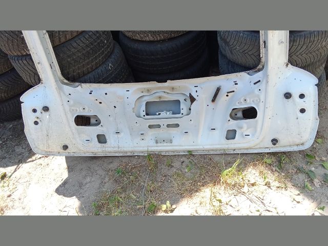 bontott AUDI Q3 Csomagtérajtó (Üres lemez)