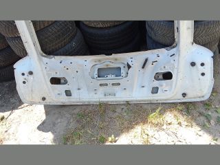 bontott AUDI Q3 Csomagtérajtó (Üres lemez)