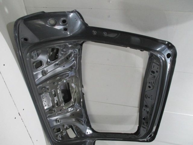 bontott AUDI Q3 Csomagtérajtó (Üres lemez)