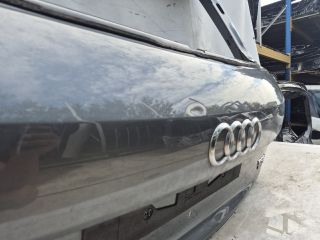 bontott AUDI Q3 Csomagtérajtó (Üres lemez)